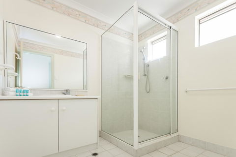 Middleton Beach By The BnB Collection - Accommodation QLD 27