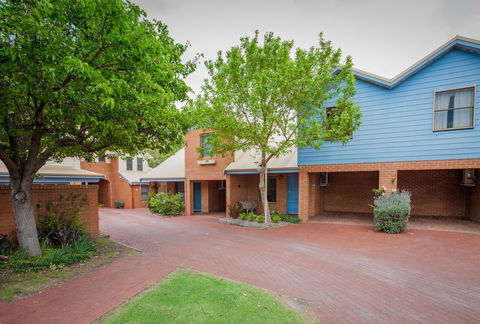 Middleton Beach By The BnB Collection - Accommodation QLD 2