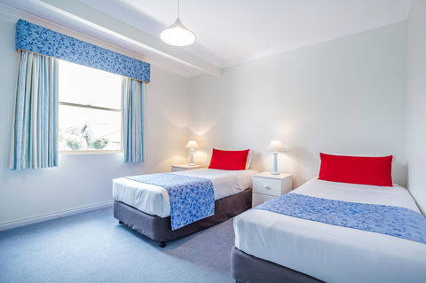 Middleton Beach By The BnB Collection - Accommodation QLD 33