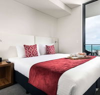 Ramada by Wyndham VetroBlu Scarborough Beach - Accommodation QLD