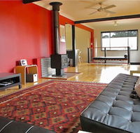 Pendeli Beach House - Accommodation QLD