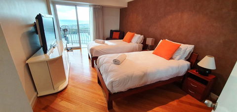 Ocean View-breath Taking Views, Amazing Facilities - Accommodation QLD 10