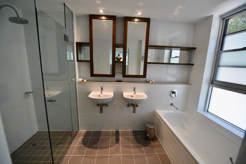 East On Byron - Accommodation QLD 18