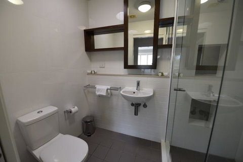 East On Byron - Accommodation QLD 9