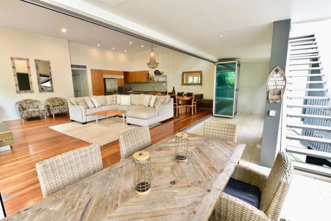 East On Byron - Accommodation QLD 14