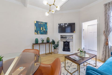 Heritage Townhouse Near Harbour Bridge - Accommodation QLD 17