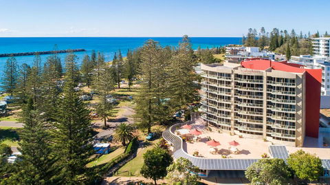 Northpoint Apartments - Accommodation QLD 0