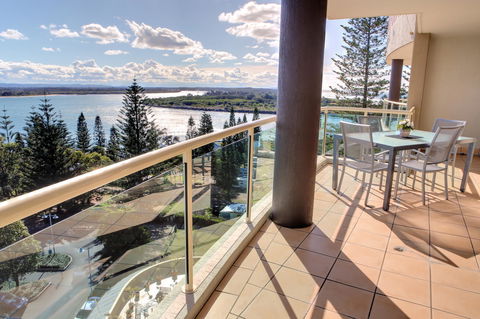 Northpoint Apartments - Accommodation QLD 7