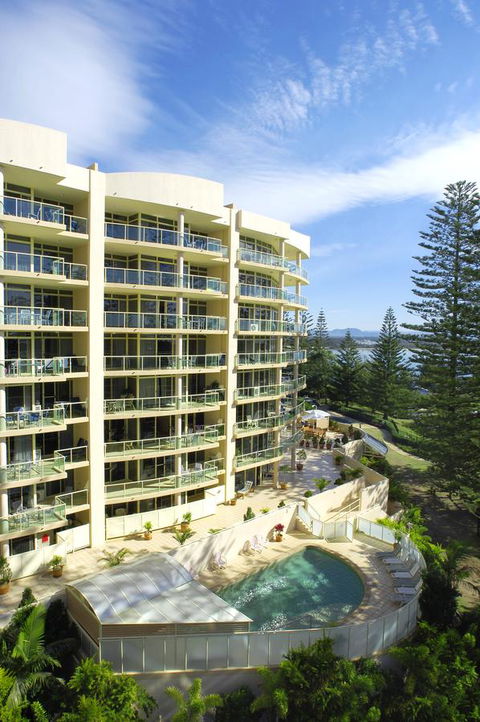 Northpoint Apartments - Accommodation QLD 6