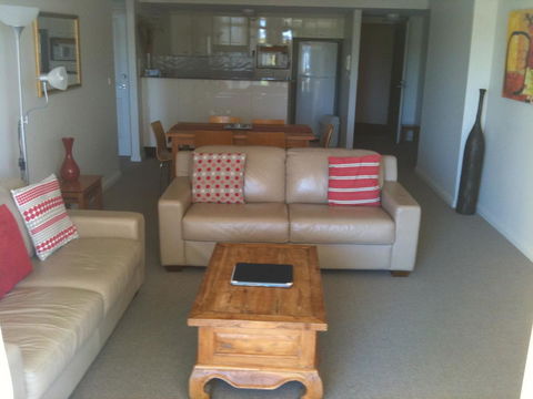 Northpoint Apartments - Accommodation QLD 14