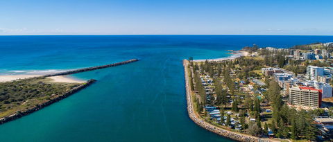 Northpoint Apartments - Accommodation QLD 3