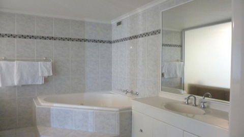 Darling Harbor Apartment - Accommodation QLD 3