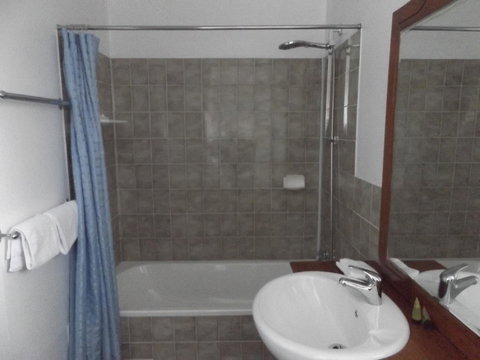 Ben Chifley Motor Inn - Accommodation QLD 12