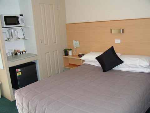 Ben Chifley Motor Inn - Accommodation QLD 27