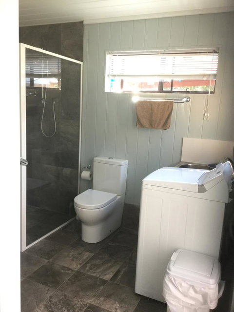 Jetz Bungalow - Accommodation QLD 2