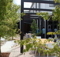 Crossroads Hotel - Accommodation QLD
