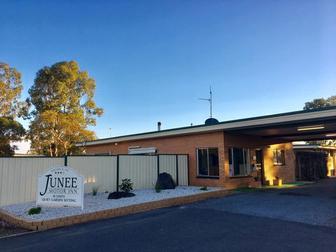 Junee Motor Inn - Accommodation QLD 12