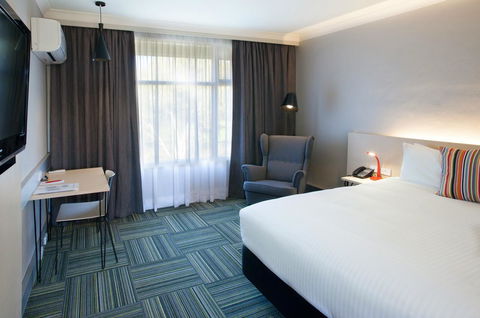 Ibis Styles Tamworth - Accommodation QLD 0