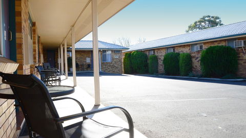 Almond Inn - Accommodation QLD 23