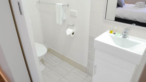 Almond Inn - Accommodation QLD 19