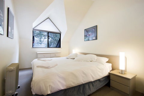 Lantern 1 Bedroom Balcony With Panoramic View - Accommodation QLD 36