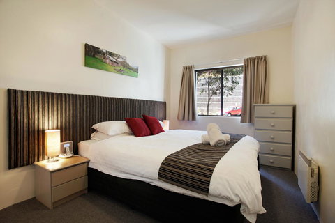 Lantern 1 Bedroom Balcony With Panoramic View - Accommodation QLD 33