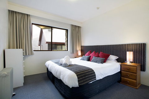 Lantern 1 Bedroom Balcony With Panoramic View - Accommodation QLD 28