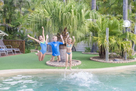 The Palms At Avoca - Accommodation QLD 17