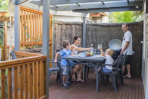 The Palms At Avoca - Accommodation QLD 27