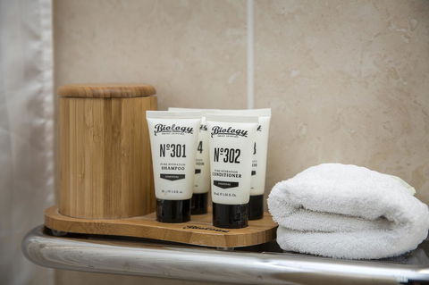 CH Boutique Hotel & Apartments, Ascend Hotel Collection - Accommodation QLD 37