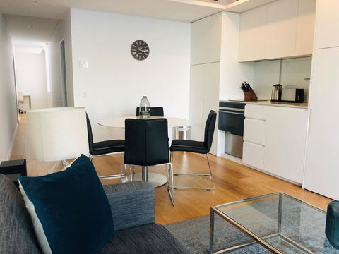 Wyndel Apartments Neutral Bay - Military - Accommodation QLD 4