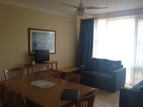 Oxley Cove Holiday Apartment - Accommodation QLD 12