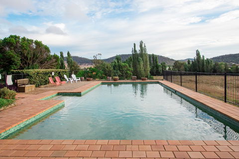 Stay In Mudgee The Grove, The Church, And Premium Private Homestead - Accommodation QLD 18