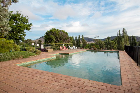 Stay In Mudgee The Grove, The Church, And Premium Private Homestead - Accommodation QLD 25