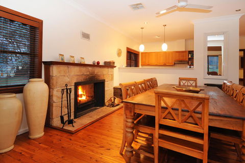 Stay In Mudgee The Grove, The Church, And Premium Private Homestead - Accommodation QLD 43