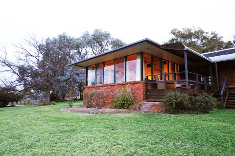 Stay In Mudgee The Grove, The Church, And Premium Private Homestead - Accommodation QLD 12