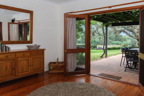 Stay In Mudgee The Grove, The Church, And Premium Private Homestead - Accommodation QLD 29