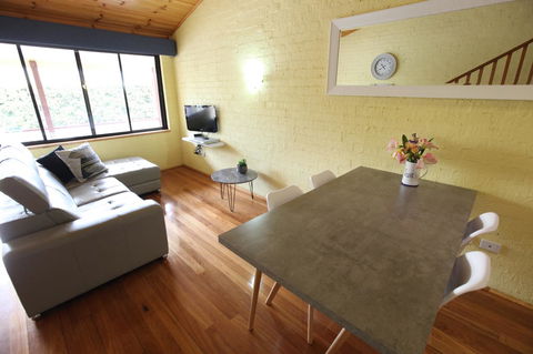 Great Escape Lofts - Accommodation QLD 24