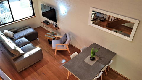 Great Escape Lofts - Accommodation QLD 3