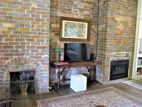 Apple Tree Cottage - Accommodation QLD 16