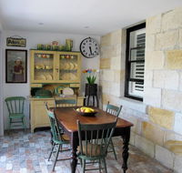 Apple Tree Cottage - Accommodation QLD