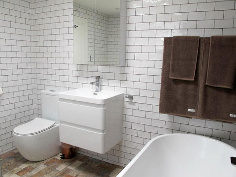 Apple Tree Cottage - Accommodation QLD 3