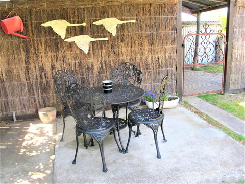 Apple Tree Cottage - Accommodation QLD 29