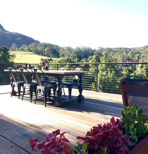 Amaroo Valley Springs - Accommodation QLD 8