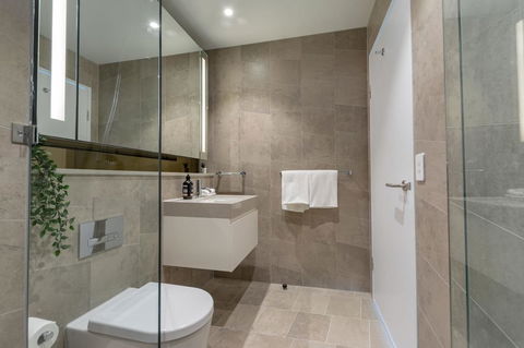 High Rise Apt In Heart Of Sydney Wt Harbour View - Accommodation QLD 15