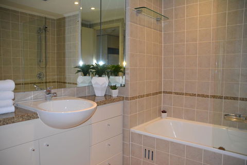 ACLiving Serviced Apartments - Accommodation QLD 21