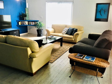 Yigala House - Accommodation QLD 7