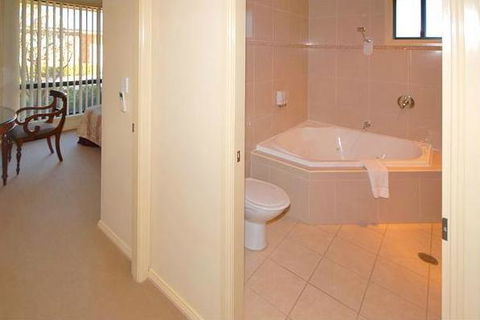 Potters Apartments - Accommodation QLD 12