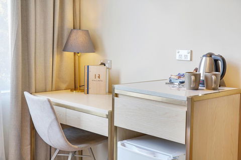 BreakFree On Broadway Sydney, An Accor Hotel - Accommodation QLD 13