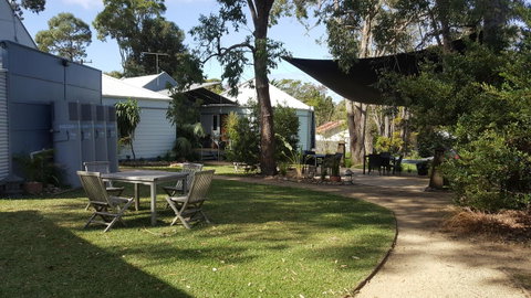 Huskisson Holiday Motel Cabins - Accommodation QLD 35